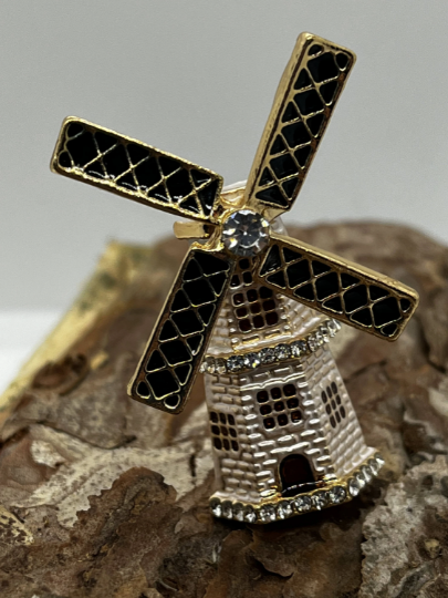 Windmill Brooch